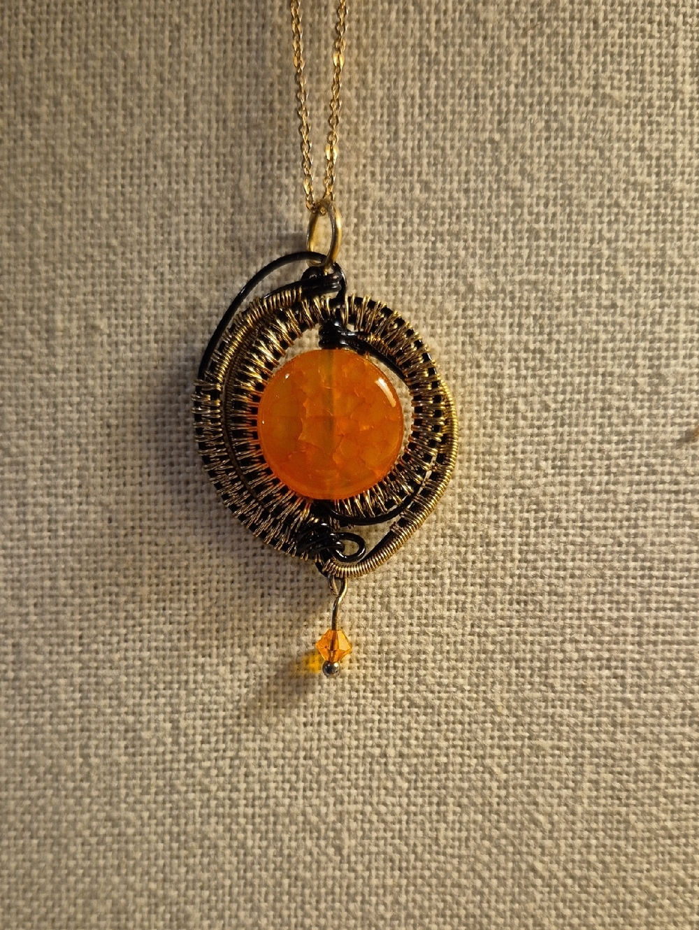 Handcrafted Amber Stone Pendant Necklace - Women Jewelry